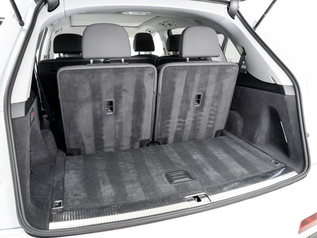 Used 2023 Audi Q7 3.0T Prestige w/ Prestige Package image 26