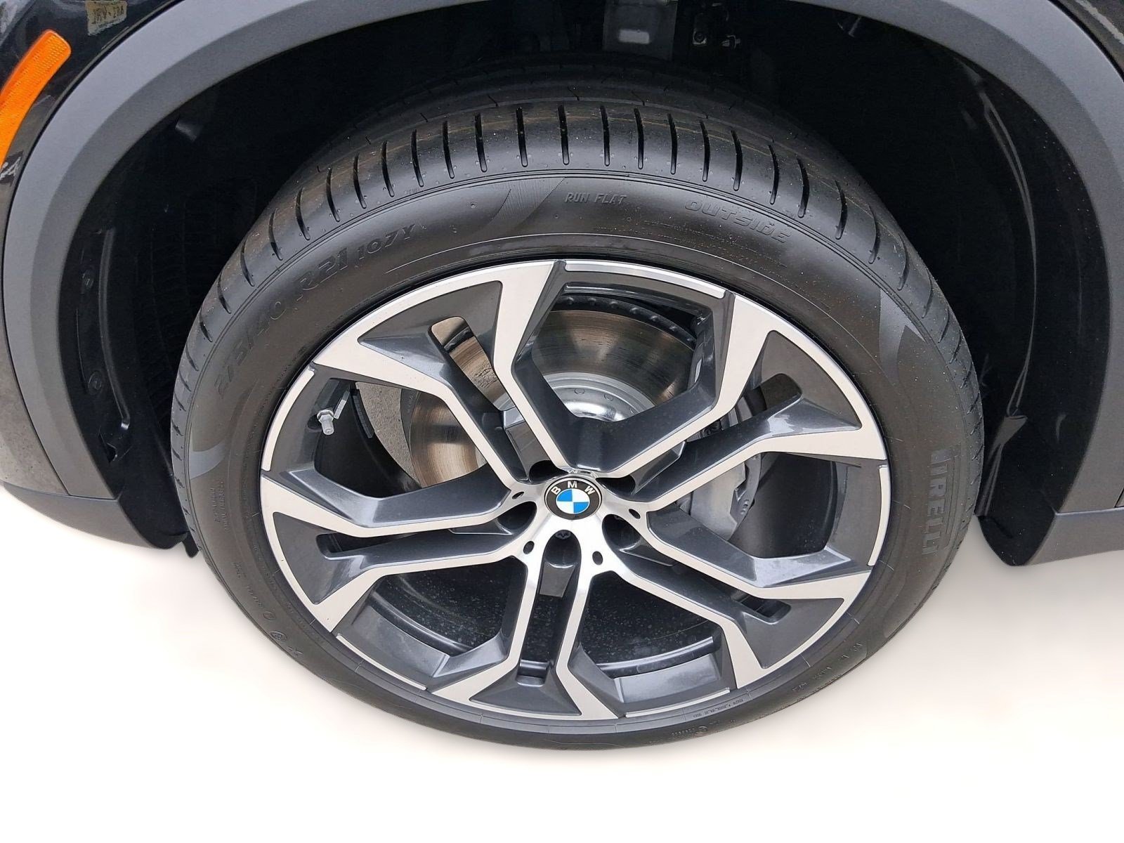 Used 2026 BMW X5 xDrive40i w/ Premium Package AWD/4WD image 11