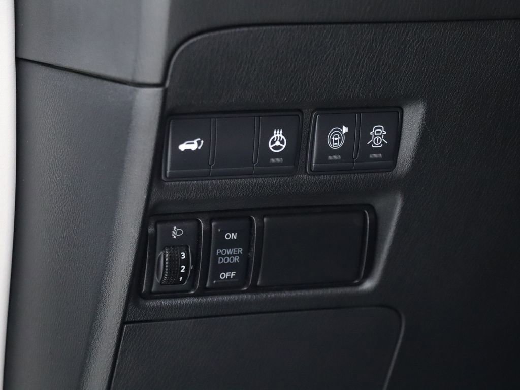 Used 2021 INFINITI QX80 Premium Select w/ Cargo Package image 17