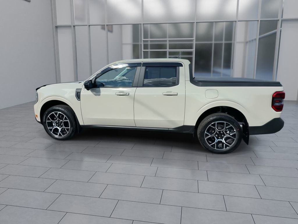 Used 2025 Ford Maverick Lariat w/ 4K Tow Package AWD/4WD image 6