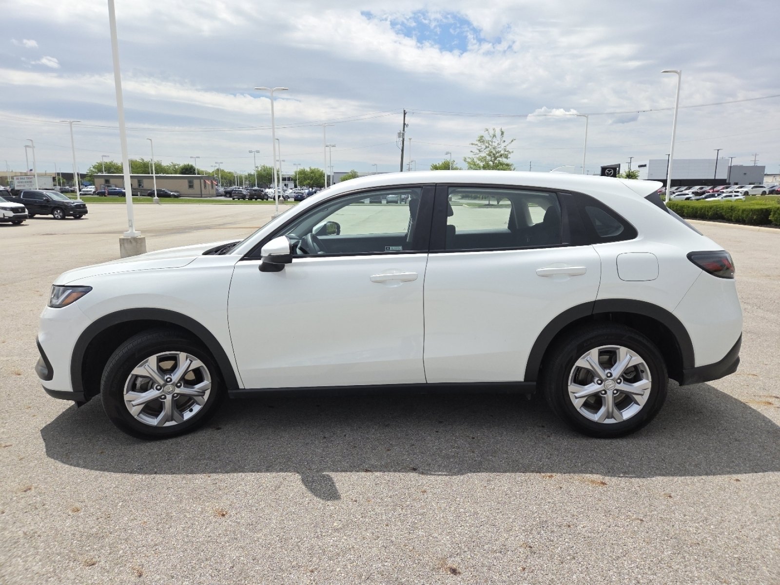 Used 2023 Honda HR-V LX image 15