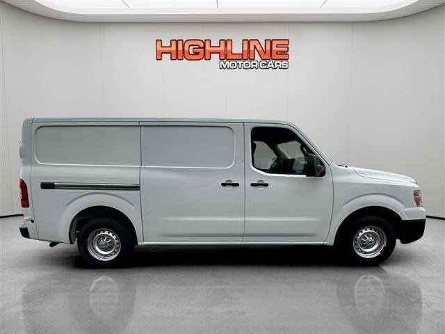 Used 2014 Nissan NV 1500 S w/ Side & Curtain Airbag Package RWD image 4