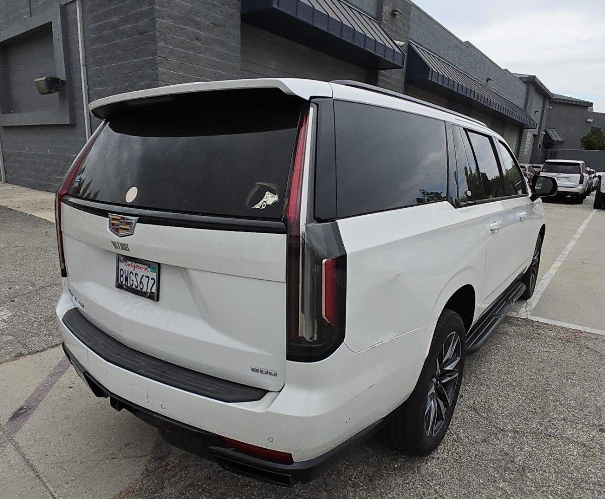 Used 2021 Cadillac Escalade ESV Sport AWD/4WD image 22