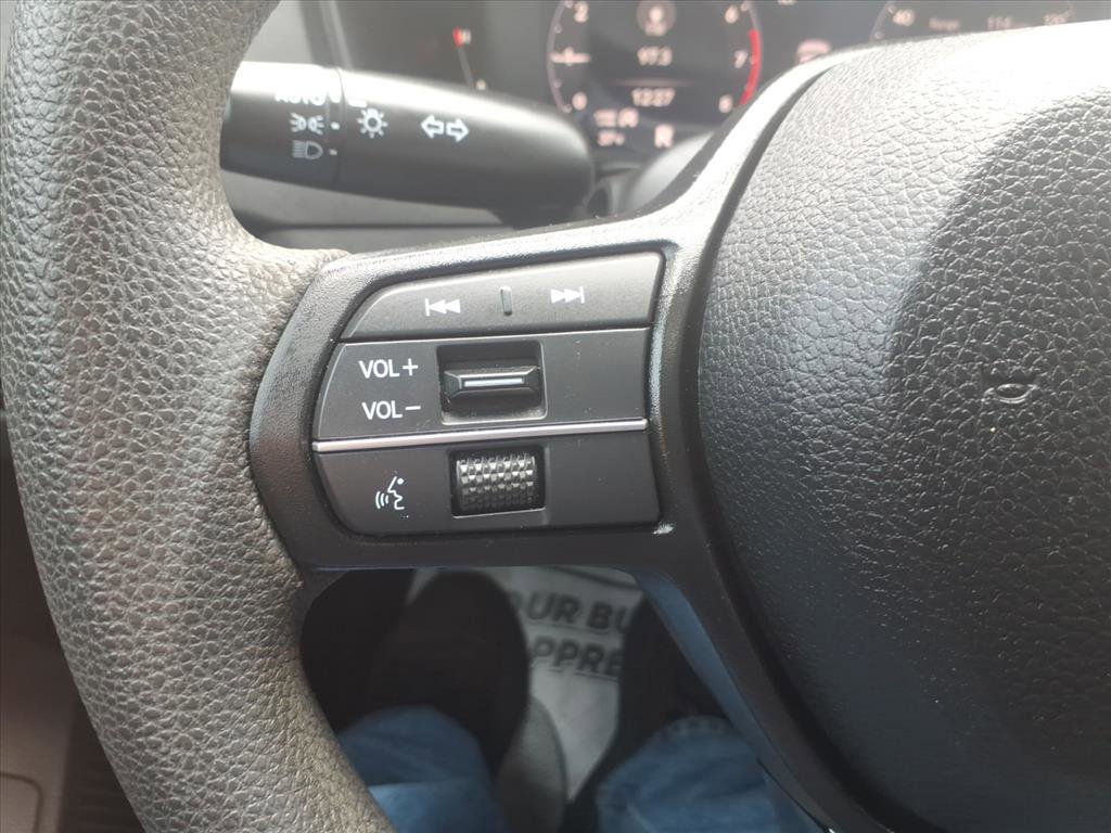 Used 2023 Honda Accord EX image 16