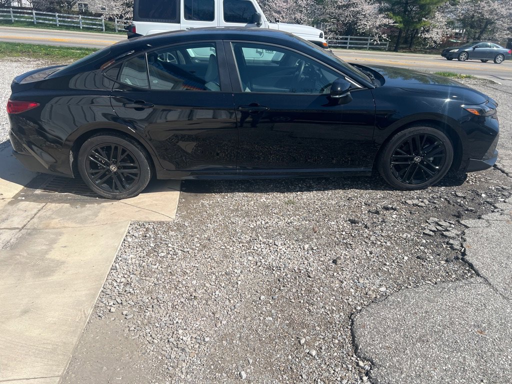 Used 2025 Toyota Camry XSE image 4