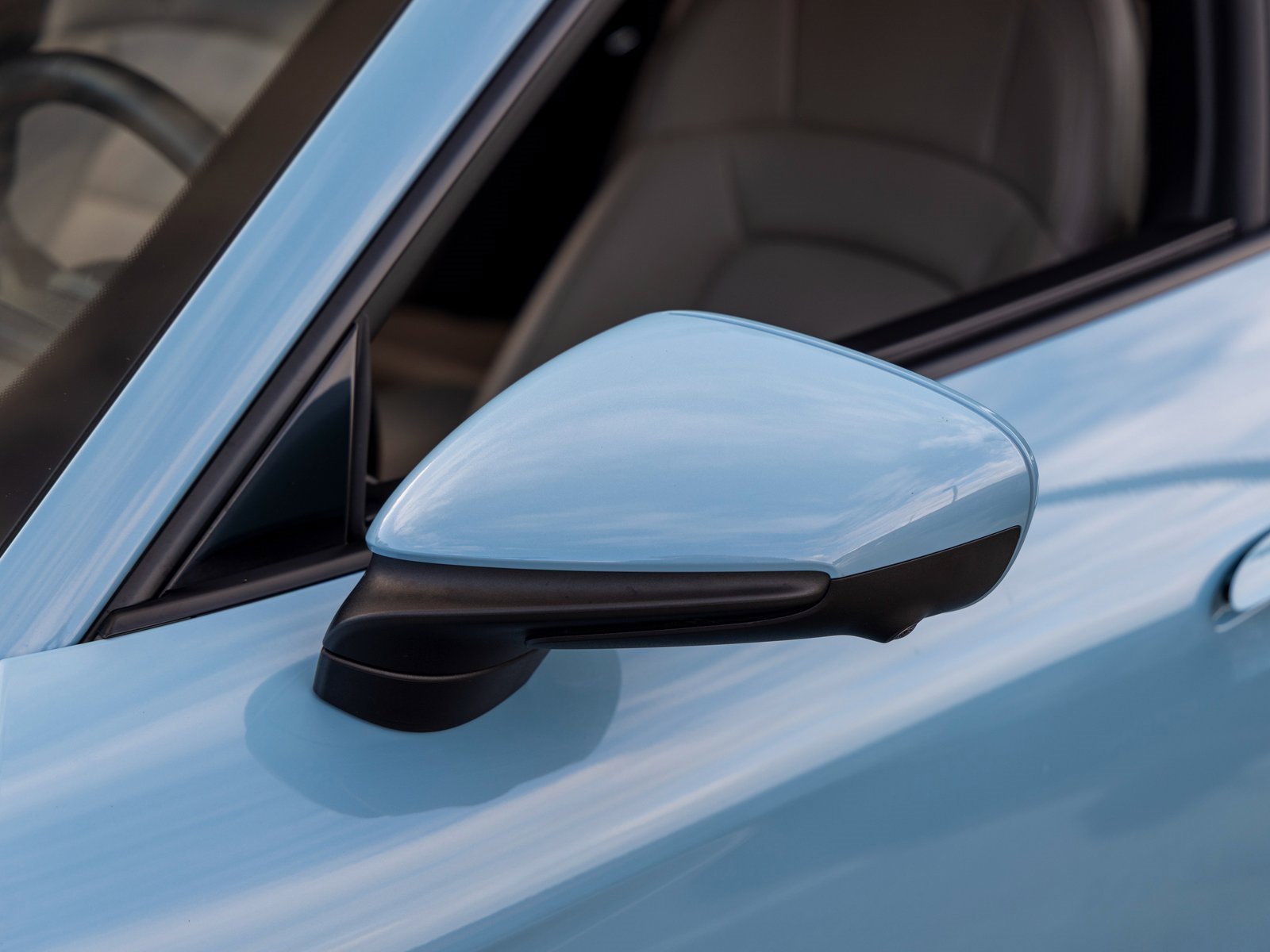 Certified 2024 Porsche Taycan 4 Cross Turismo image 17