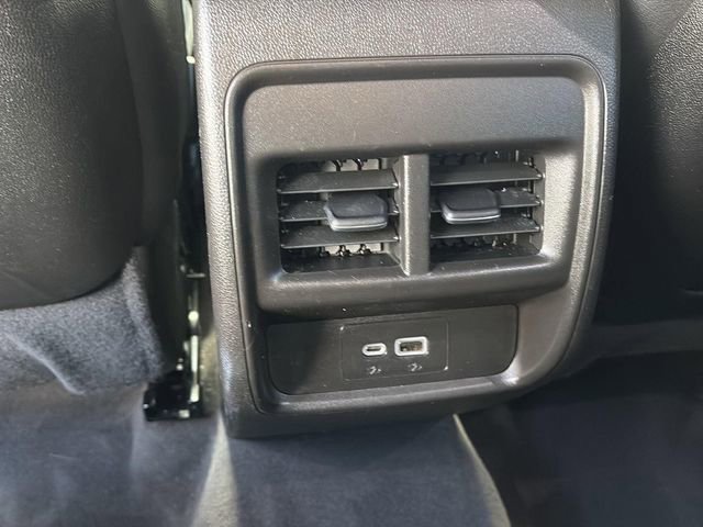 Used 2024 Cadillac XT4 Premium Luxury AWD/4WD image 16