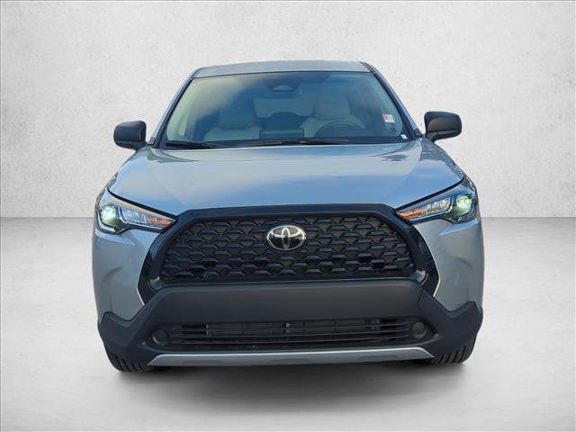 Used 2025 Toyota Corolla Cross L image 2