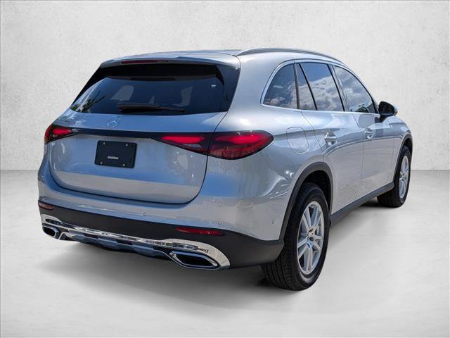 Used 2026 Mercedes-Benz GLC 300 image 2
