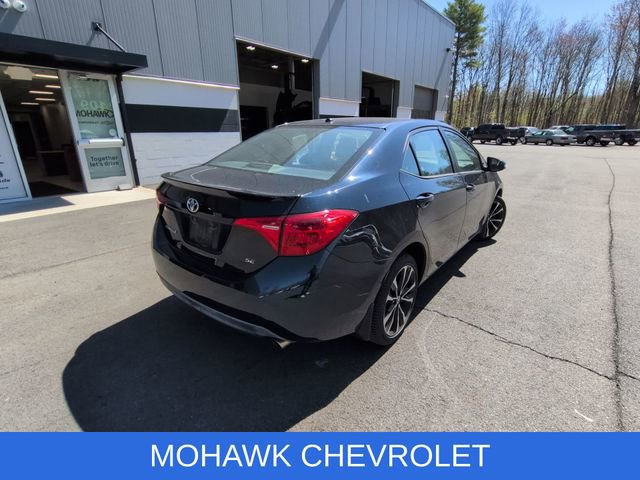 Used 2019 Toyota Corolla SE w/ SE Premium Package FWD image 4