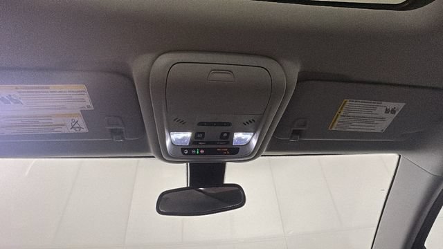 Used 2022 GMC Terrain SLT FWD image 26