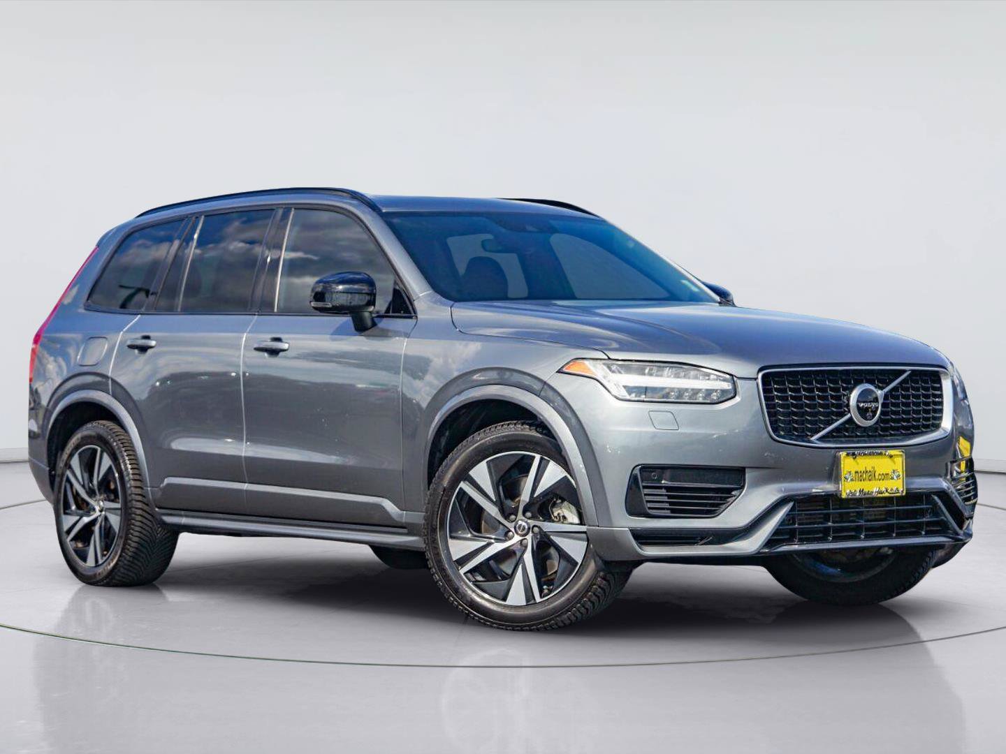 Used 2020 Volvo XC90 T8 R-Design w/ Protection Package Premier AWD/4WD image 1