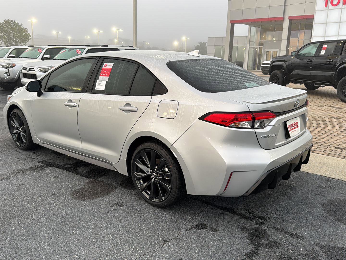 New 2026 Toyota Corolla SE image 3