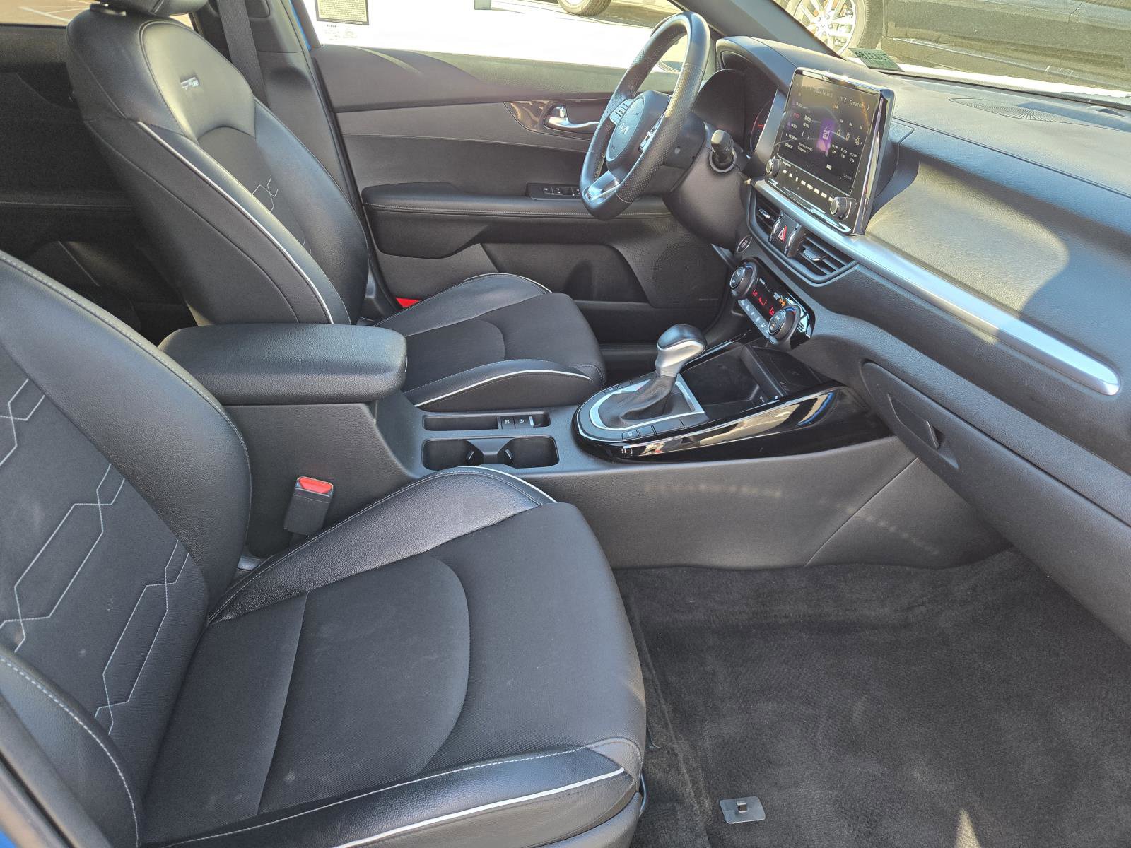 Used 2023 Kia Forte GT-Line w/ GT-Line Premium Package image 33