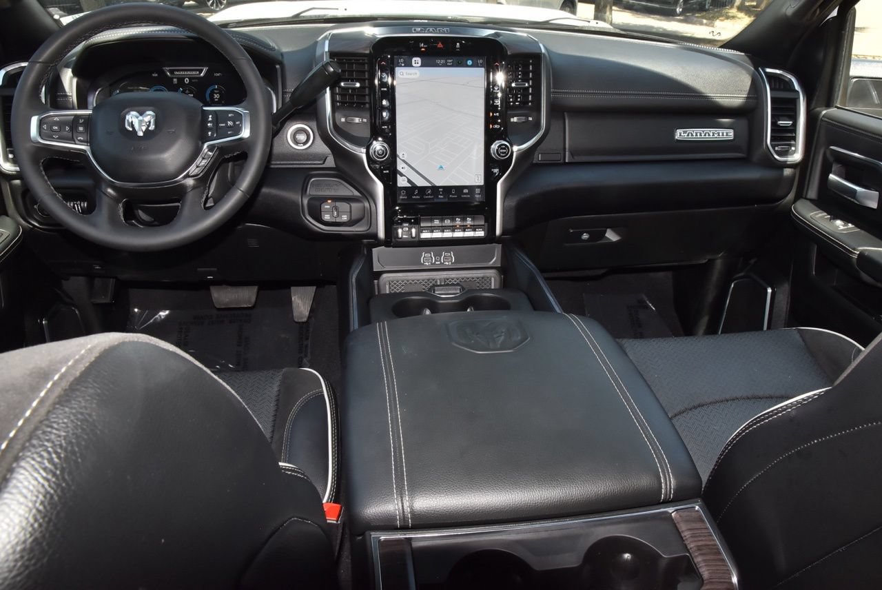 Used 2025 RAM 2500 Laramie w/ Night Edition AWD/4WD image 16