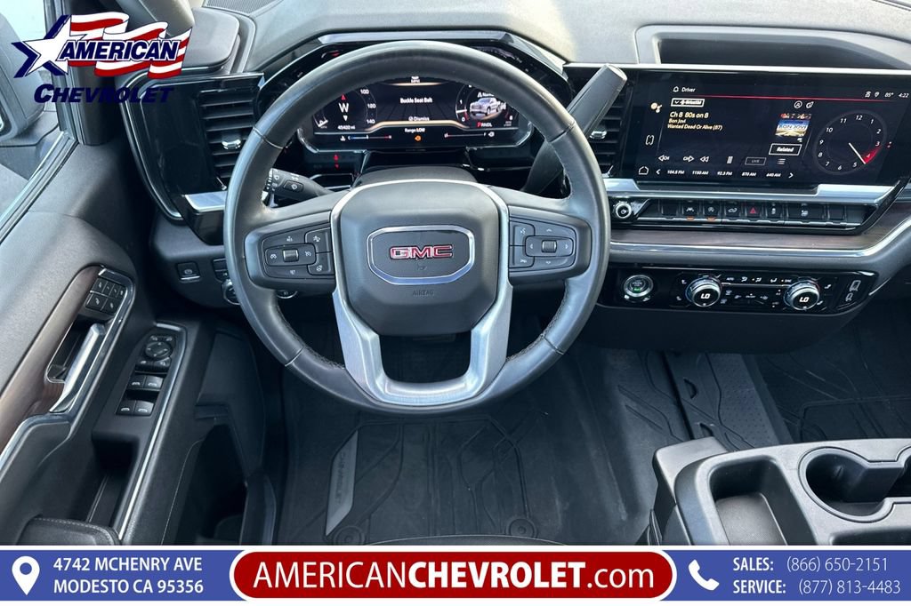 Used 2024 GMC Sierra 1500 SLT AWD/4WD image 18