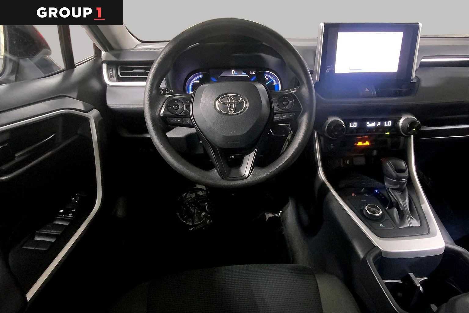 Certified 2025 Toyota RAV4 LE AWD/4WD image 6