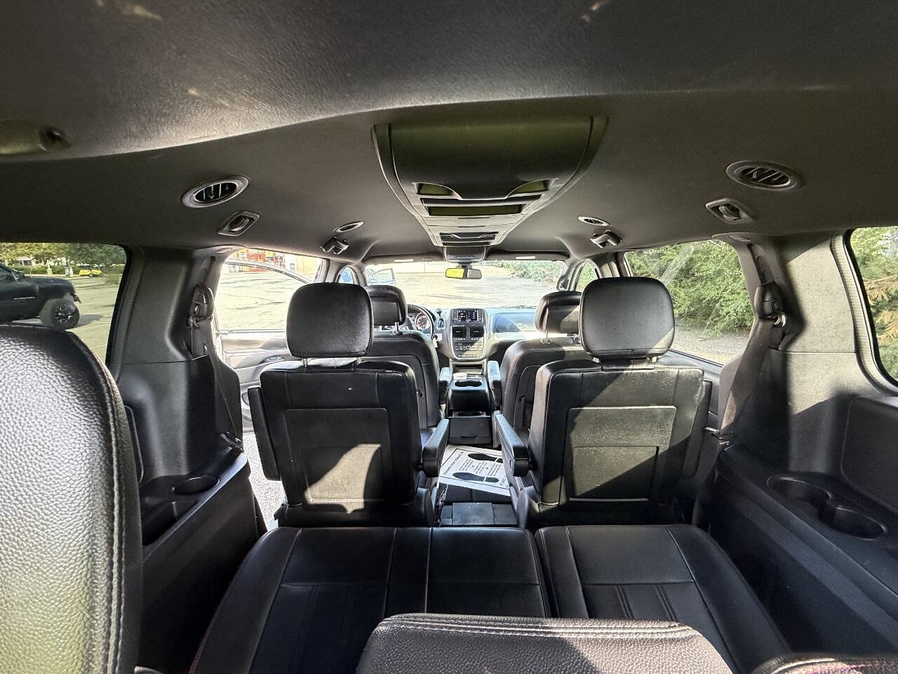 Used 2018 Dodge Grand Caravan GT FWD image 12