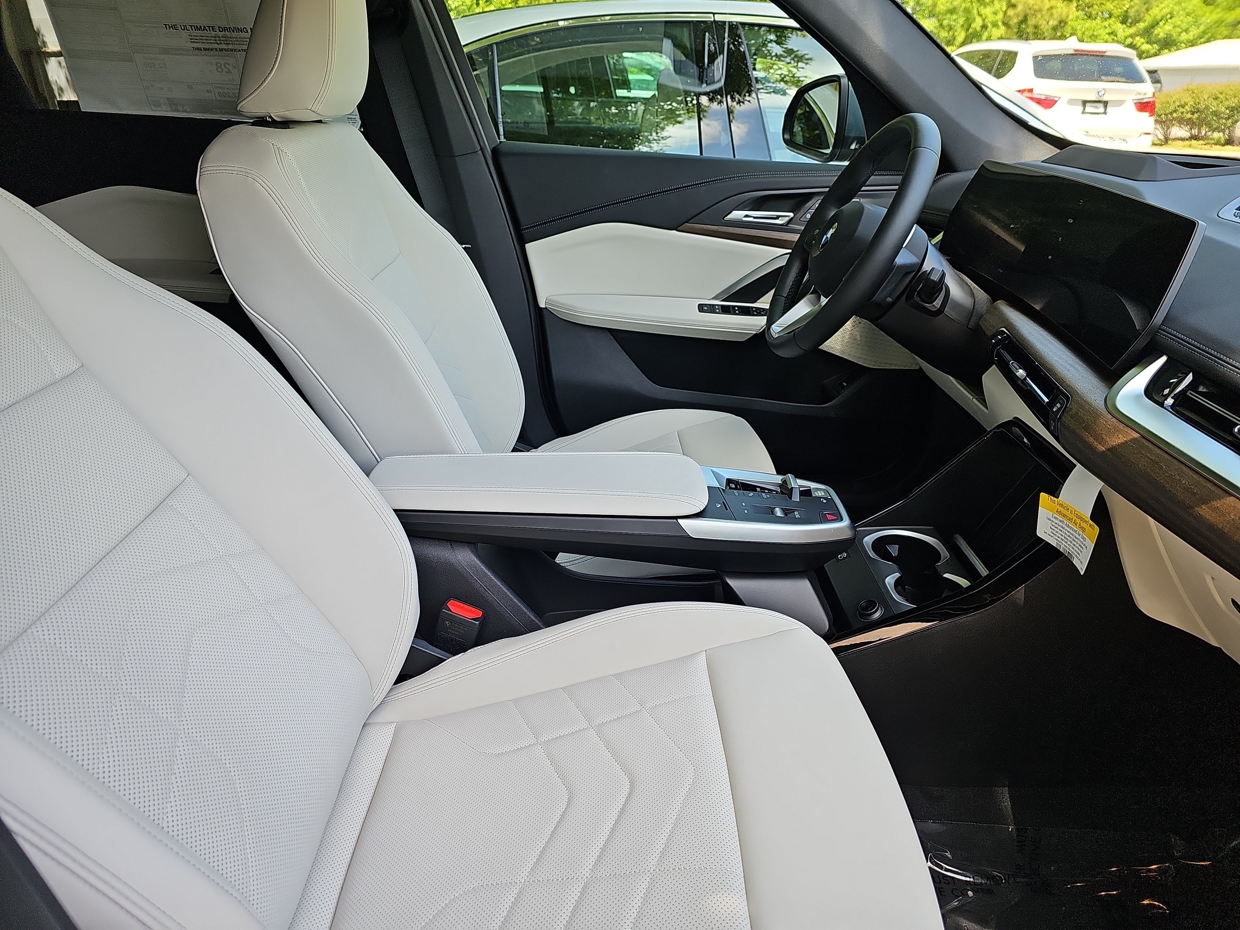 New 2026 BMW X1 xDrive28i w/ Technology Package AWD/4WD image 10