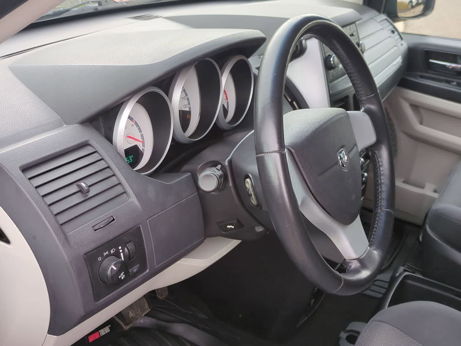 Used 2008 Dodge Grand Caravan SXT FWD image 10