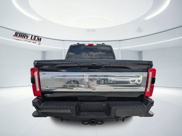 Used 2024 Ford F250 King Ranch w/ FX4 Off-Road Package image 4
