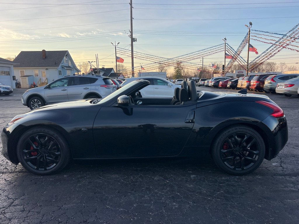 Used 2012 Nissan 370Z Roadster image 33