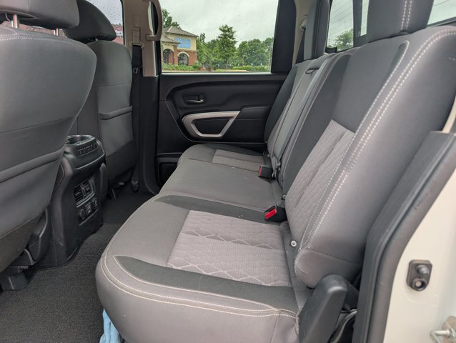 Used 2024 Nissan Titan SV w/ SV Convenience Package AWD/4WD image 31