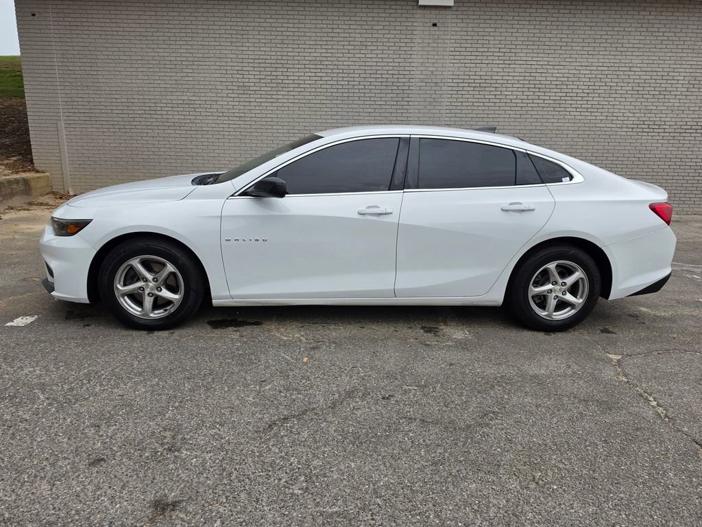 Used 2018 Chevrolet Malibu LS FWD video 2