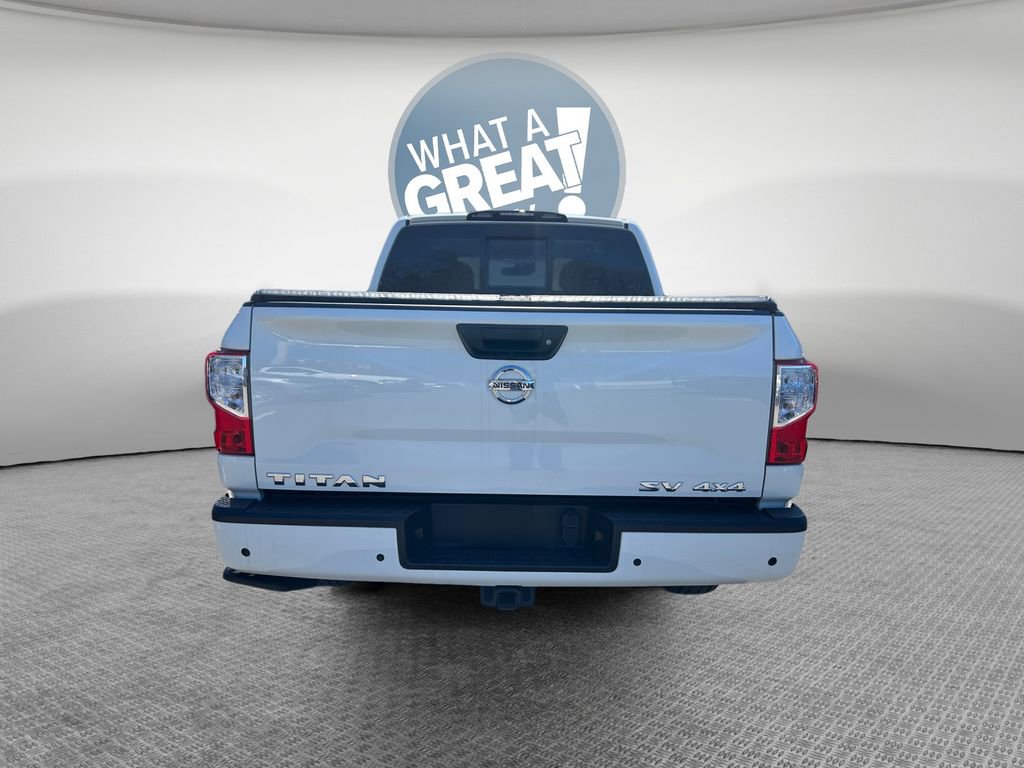 Used 2020 Nissan Titan SV w/ SV Convenience Package image 5