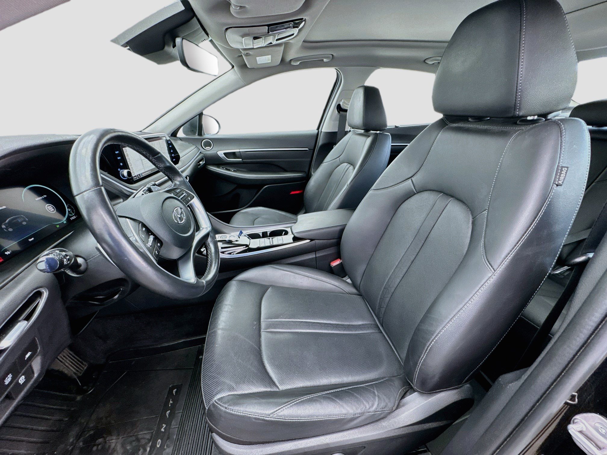 Used 2023 Hyundai Sonata Limited w/ Cargo Package FWD image 13