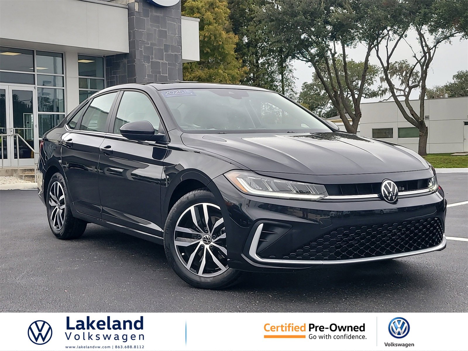 Certified 2025 Volkswagen Jetta SE video 1