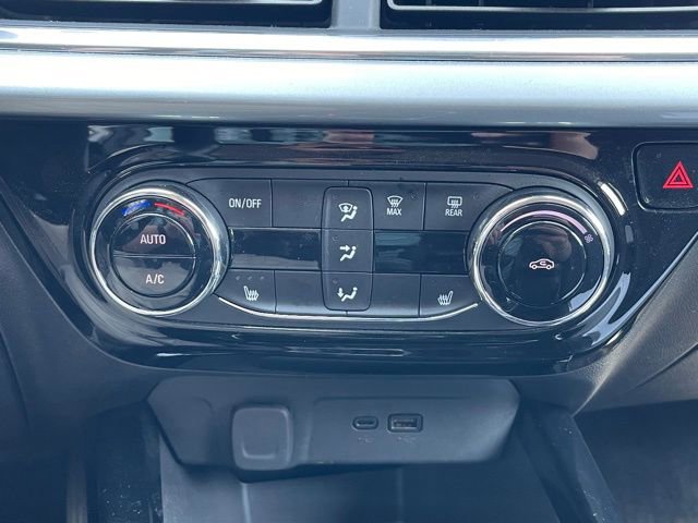 Used 2024 Chevrolet Trax LT w/ Driver Confidence Package image 13