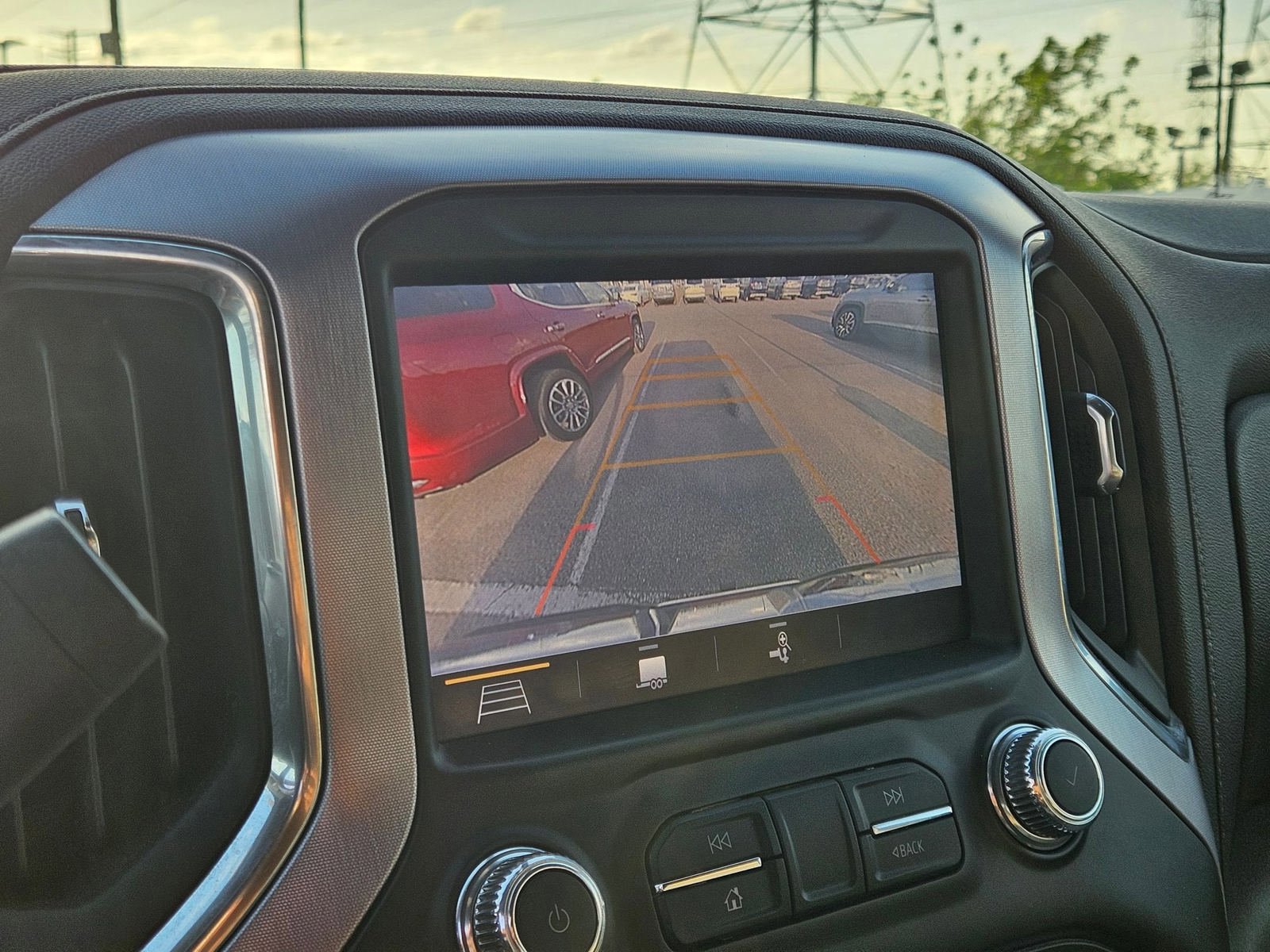 Used 2019 GMC Sierra 1500 SLT w/ SLT Premium Package AWD/4WD image 16