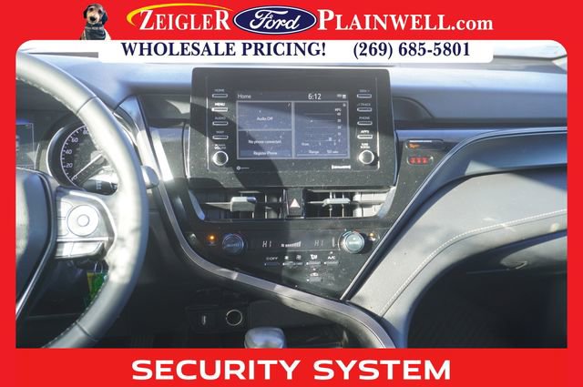 Used 2023 Toyota Camry SE image 9