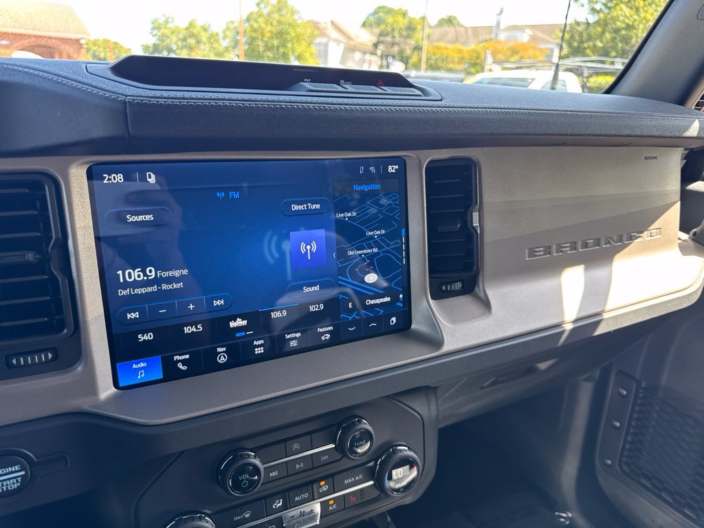 Used 2026 Ford Bronco Outer Banks AWD/4WD image 17