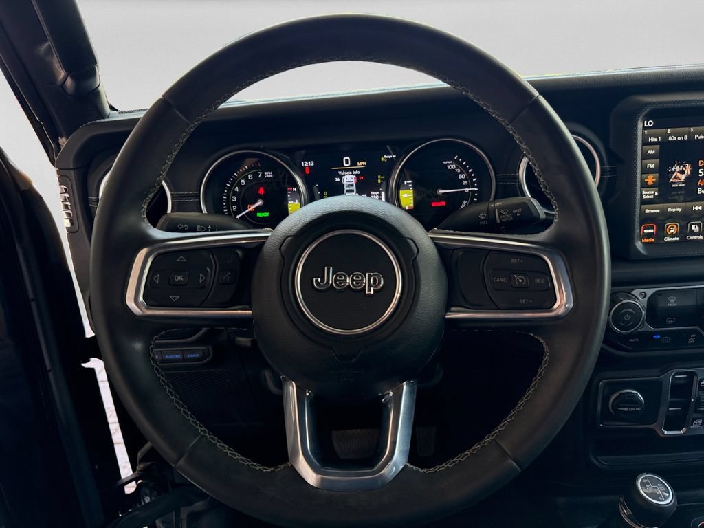 Used 2023 Jeep Wrangler Unlimited Sahara AWD/4WD image 12