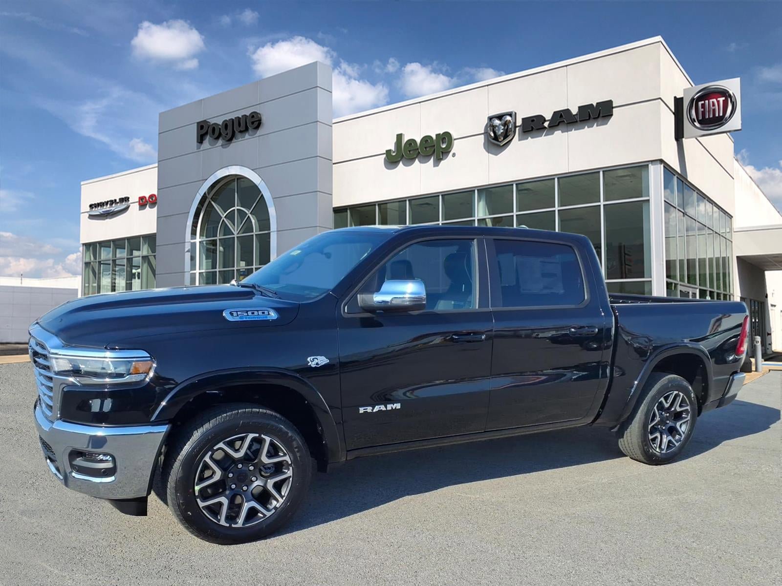 New 2026 RAM 1500 Laramie AWD/4WD image 4