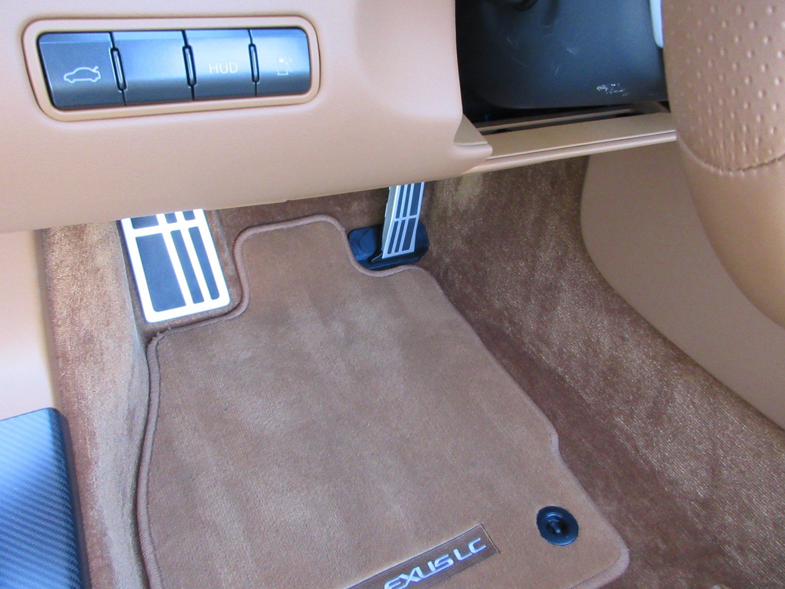 Used 2023 Lexus LC 500 Convertible w/ Touring Package RWD image 28