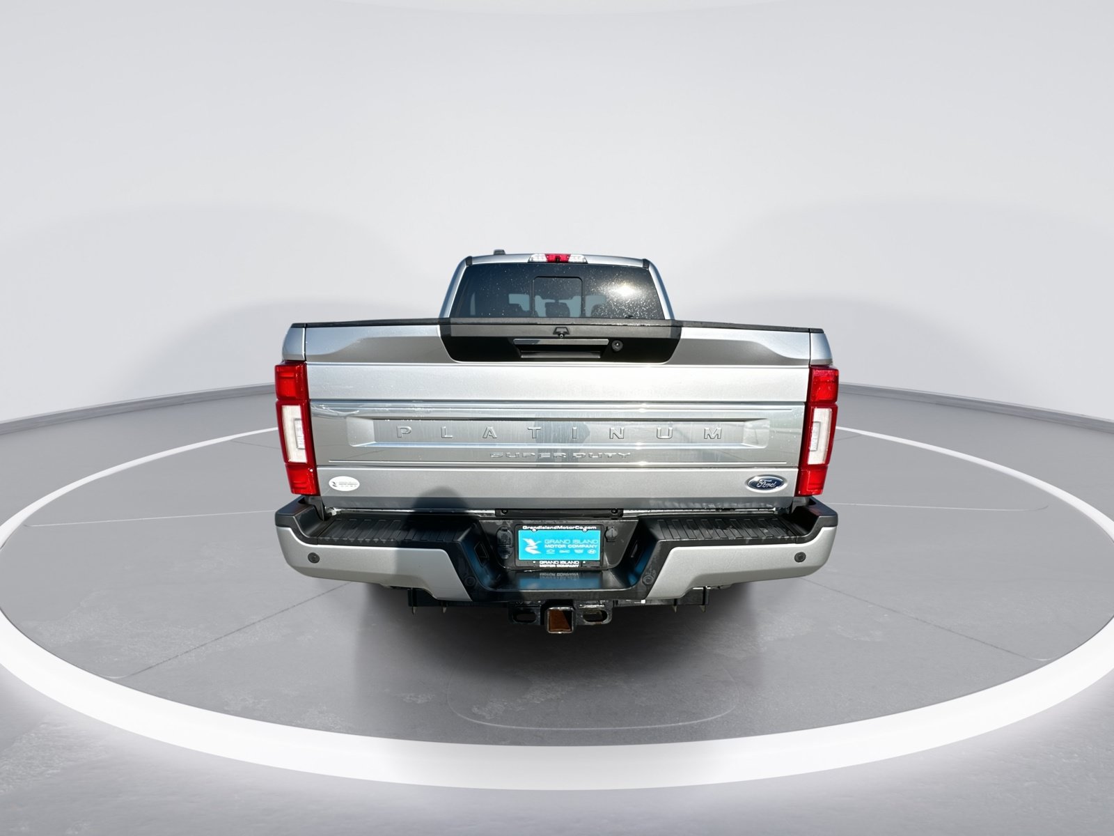 Used 2022 Ford F350 Platinum AWD/4WD image 7