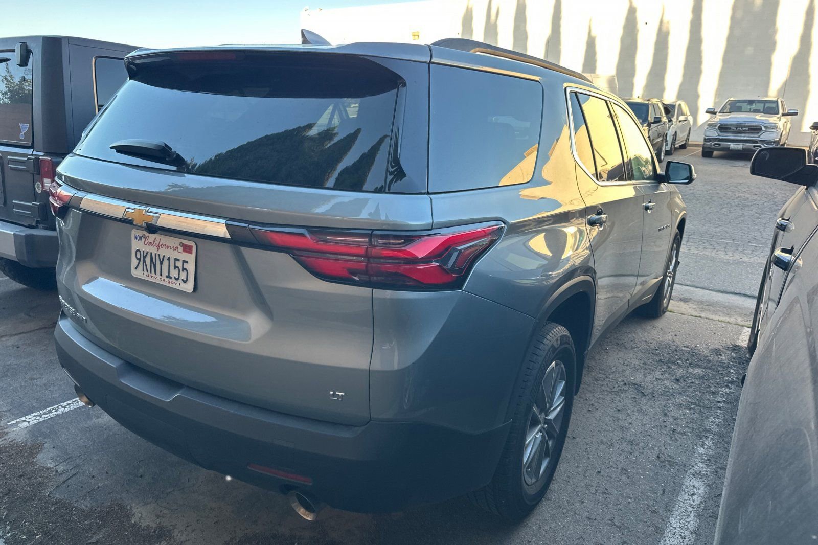 Used 2023 Chevrolet Traverse LT image 5