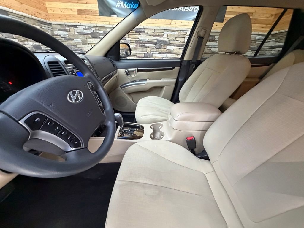 Used 2011 Hyundai Santa Fe GLS AWD/4WD image 11