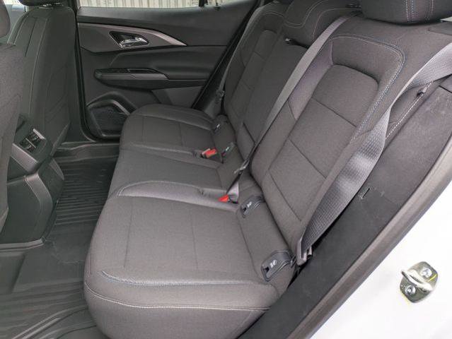 New 2026 Chevrolet Equinox EV LT image 25