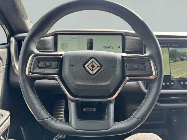 Used 2022 Rivian R1T Adventure image 31