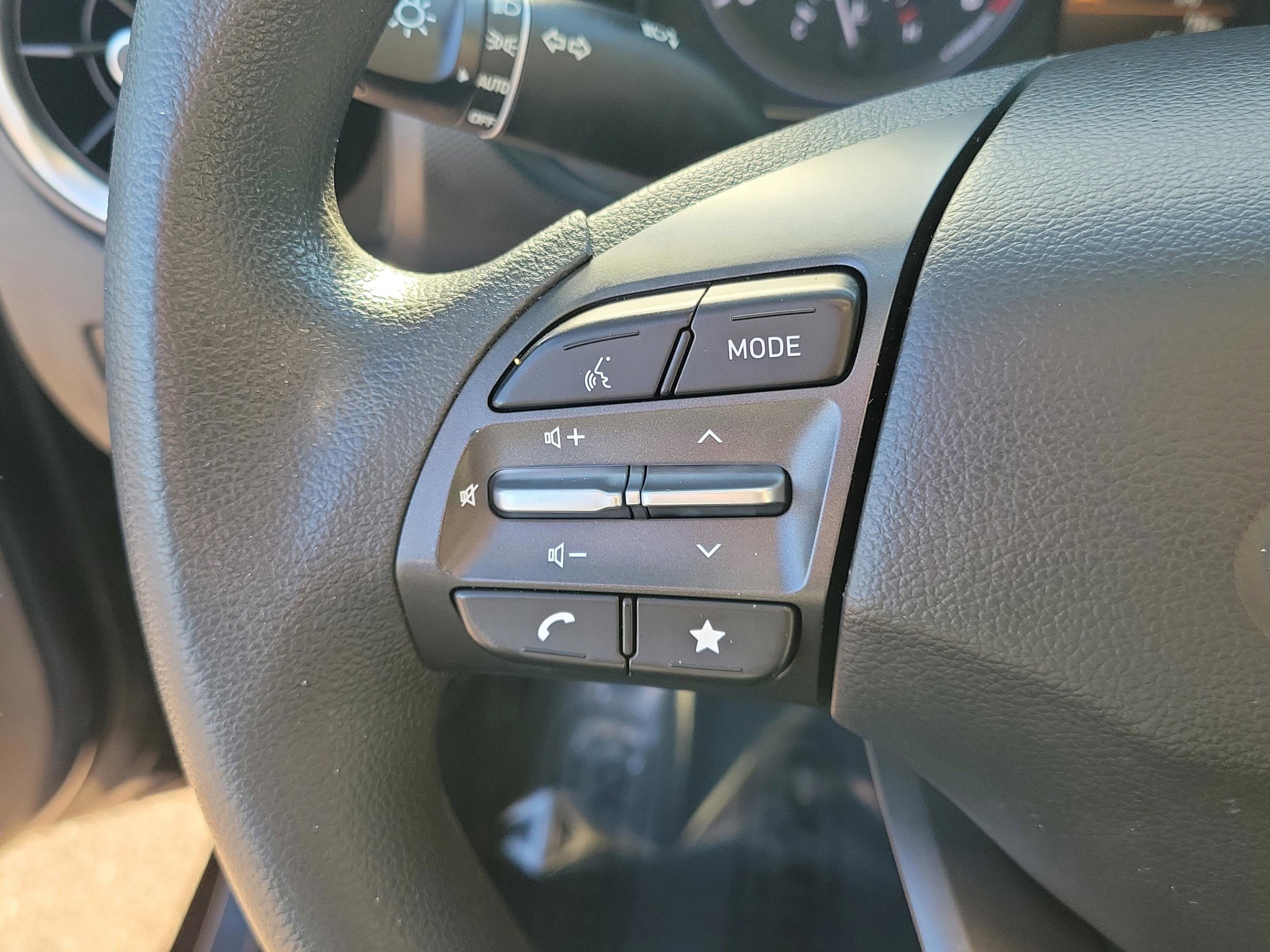 Used 2022 Hyundai Kona SEL image 23