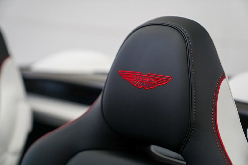 New 2026 Aston Martin Vanquish Convertible image 5