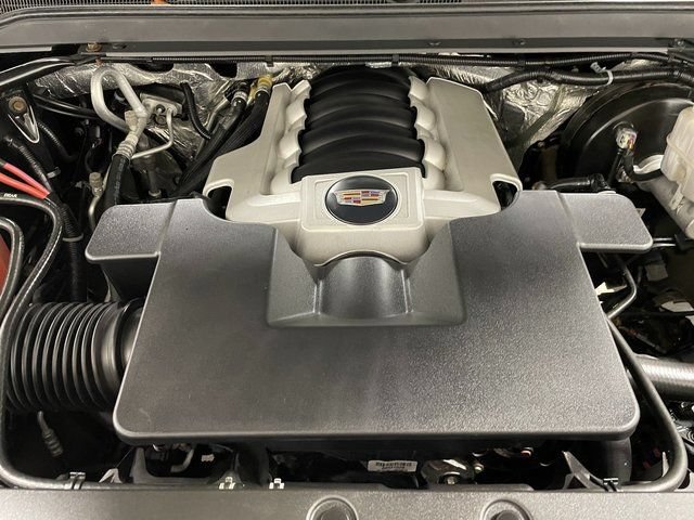 Used 2017 Cadillac Escalade ESV Platinum AWD/4WD image 24