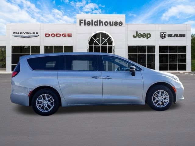 New 2026 Chrysler Pacifica Select image 31