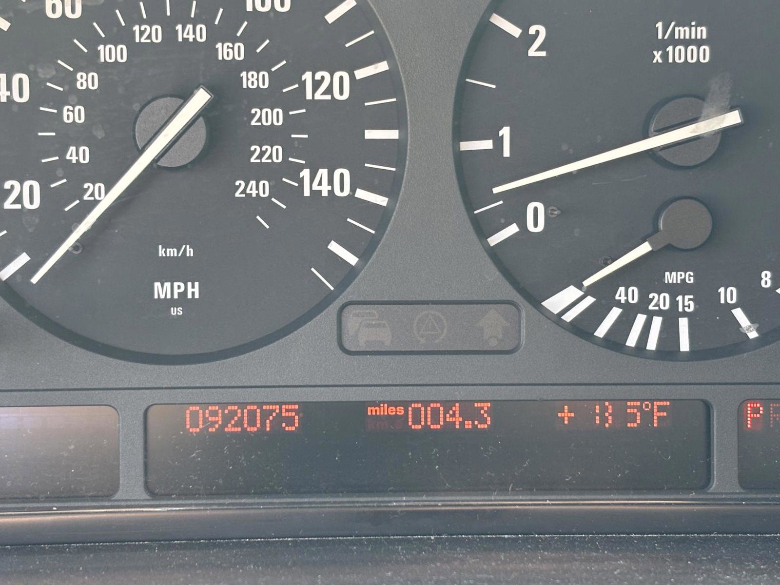 Used 2002 BMW X5 3.0i image 28