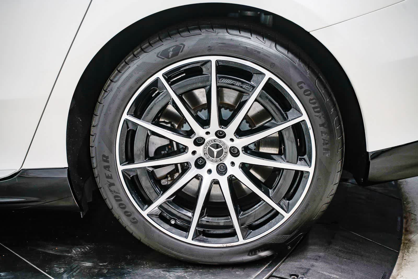 Certified 2023 Mercedes-Benz EQS 580 4MATIC Sedan image 10