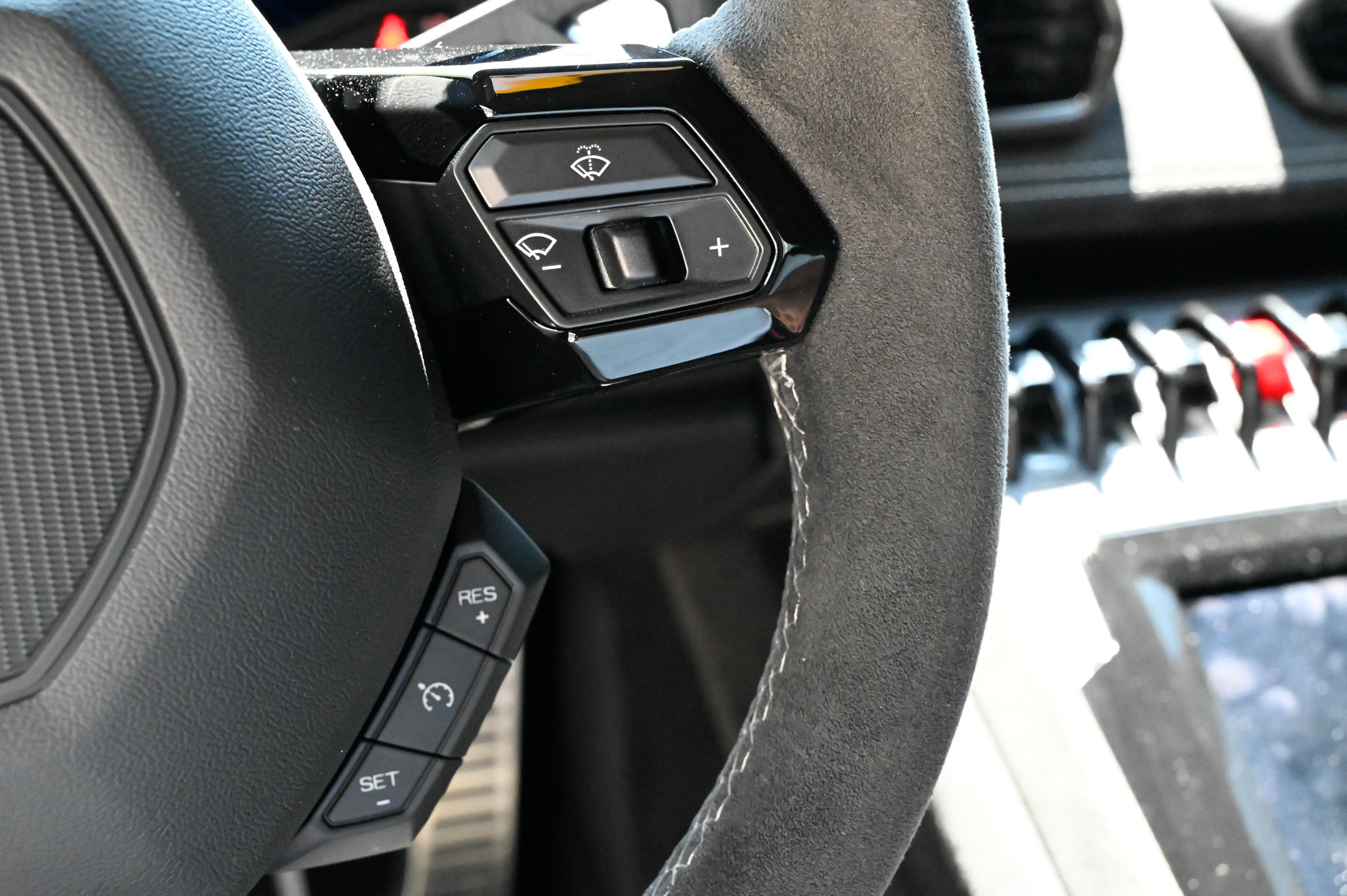 Used 2024 Lamborghini Huracan Tecnica RWD image 24